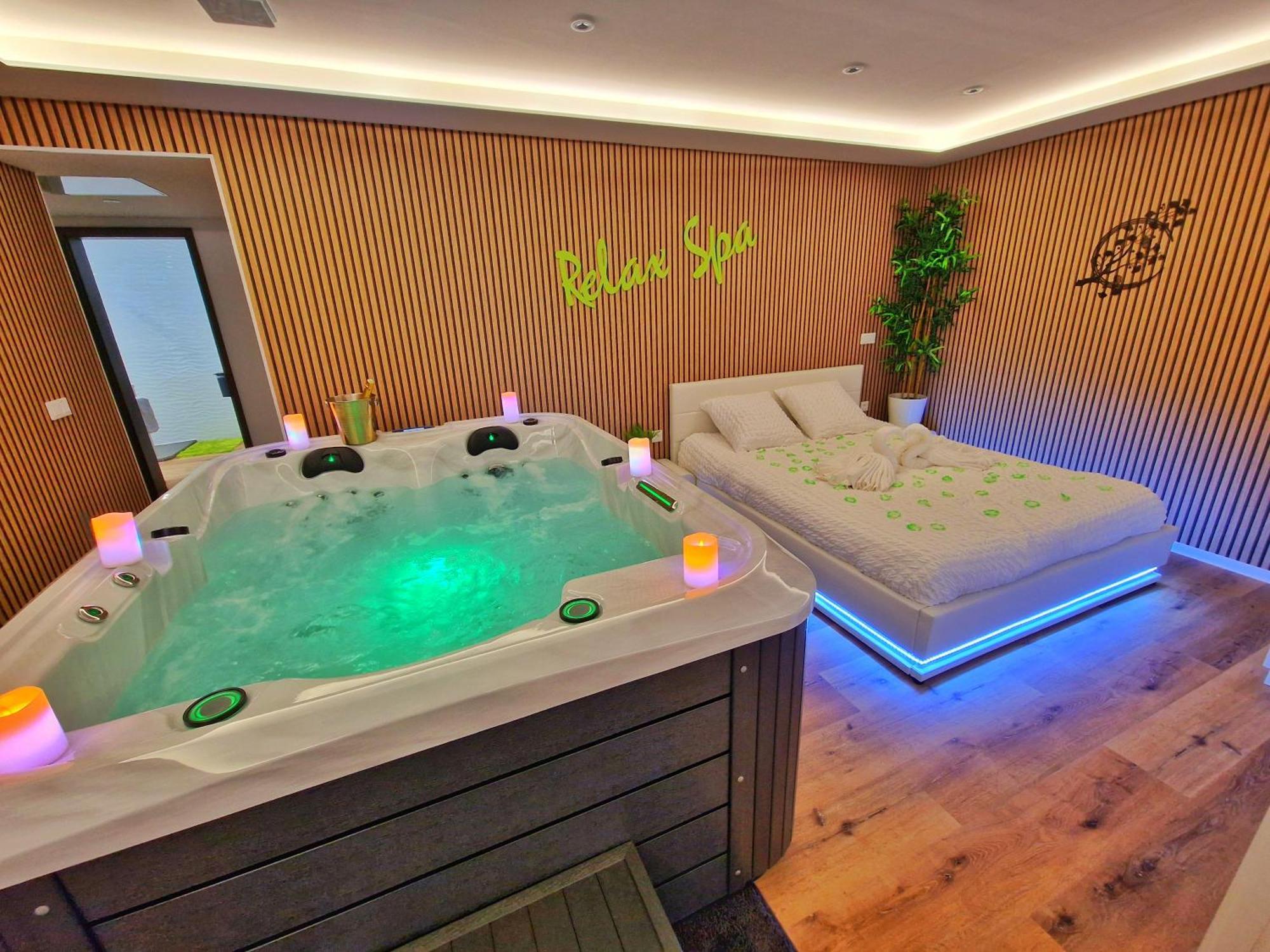 Relax Spa-4 Pers-Jacuzzi-Parking-Jardin-Clim-Colmar Muntzenheim Exterior photo