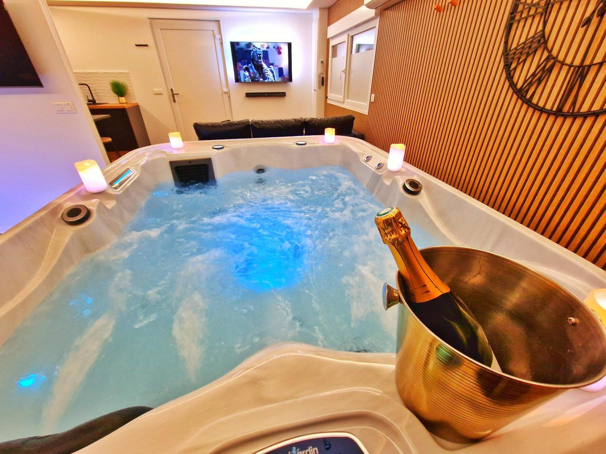 Relax Spa-4 Pers-Jacuzzi-Parking-Jardin-Clim-Colmar Muntzenheim Exterior photo